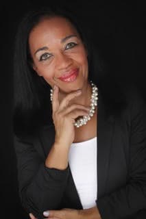 Portrait of author Rosana Lashley.